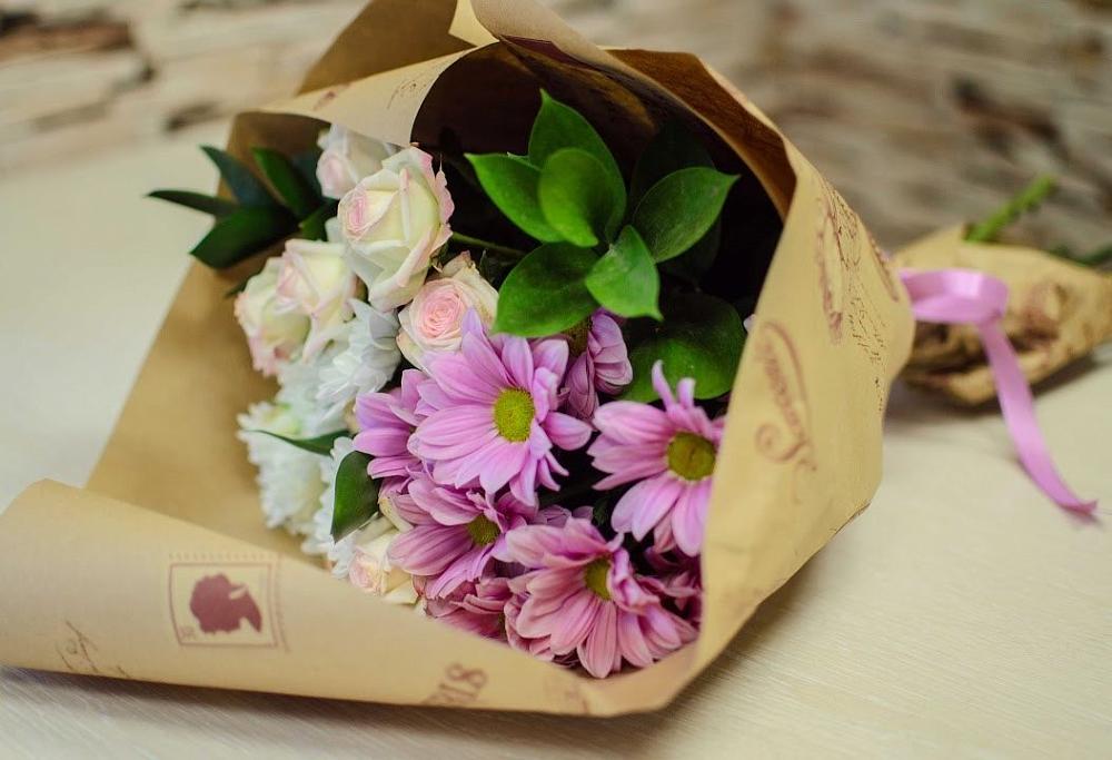 Букет цветов из: Розы и Хризантемы в Автополигон