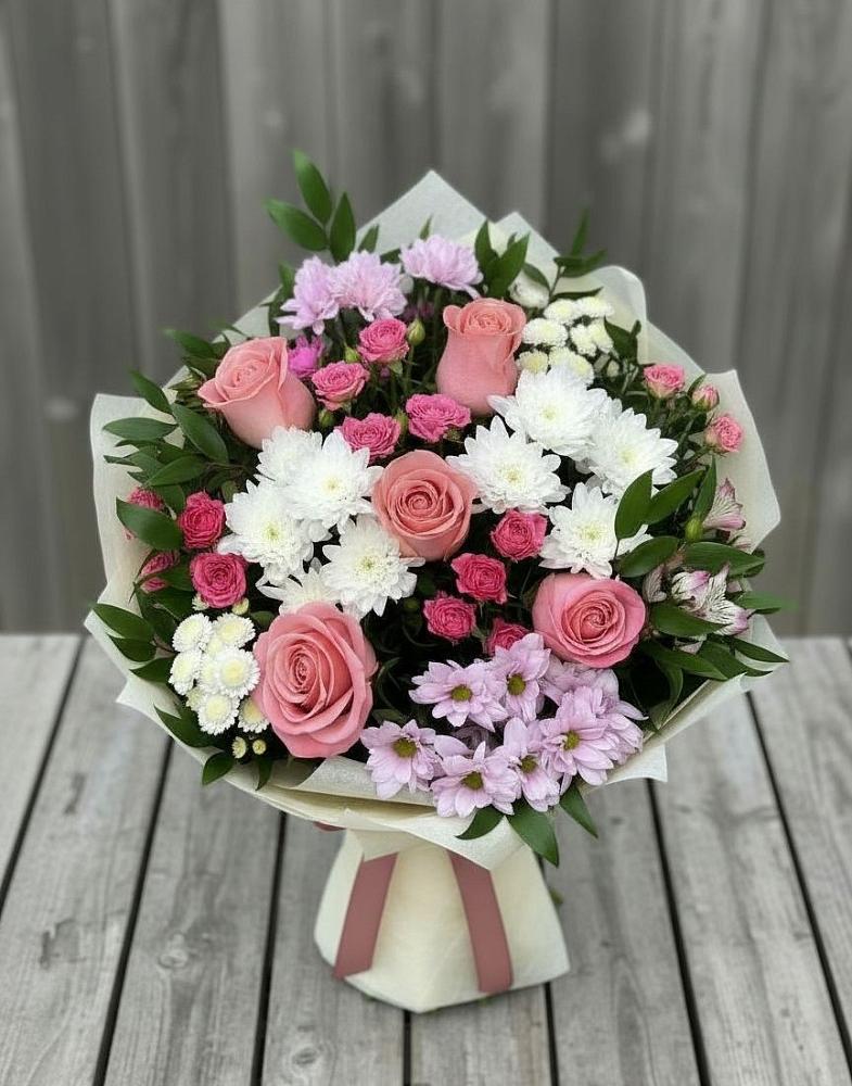 Букет цветов из: Альстромерии, Гвоздики, Розы и Хризантемы в Автополигон