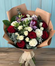 Букет цветов из:  Розы и Альстромерии в Автополигон