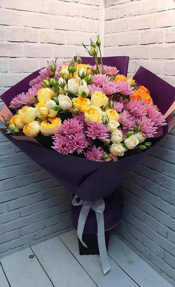 Букет цветов из: Хризантемы и Розы в Автополигон