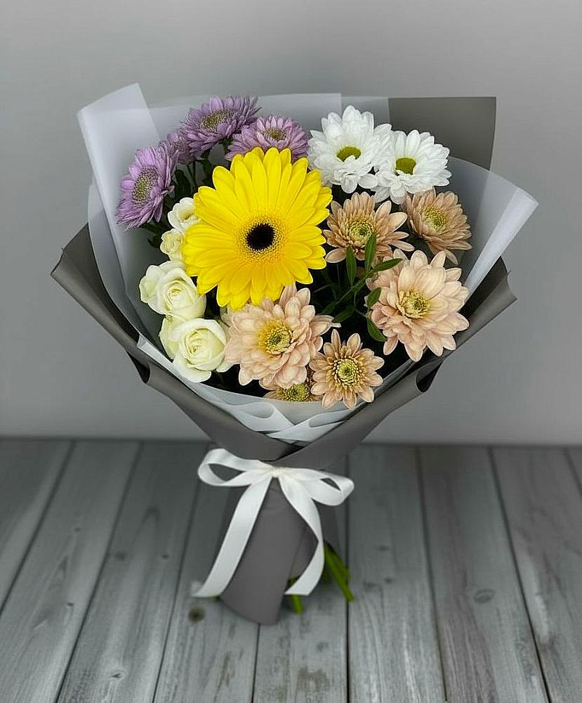 Букет цветов из: Розы, Герберы и Хризантемы в Автополигон
