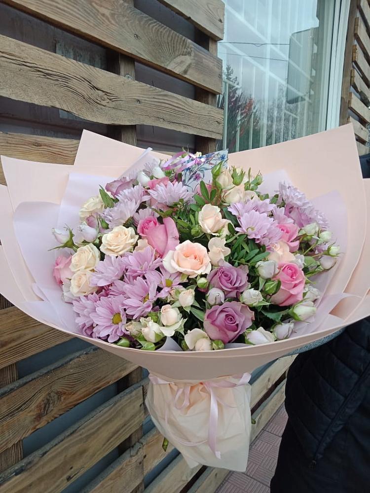 Букет цветов из: Розы и Хризантемы в Автополигон