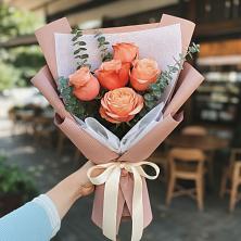 Букет цветов из:  Розы в Автополигон