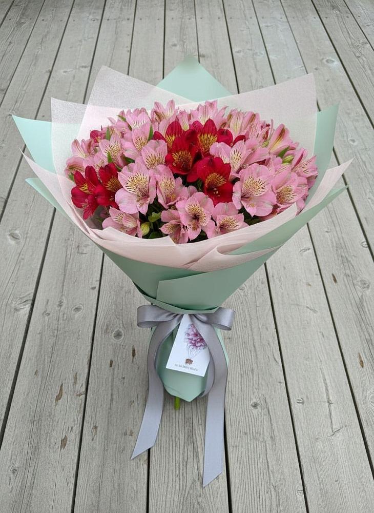 Букет цветов из: Альстромерии в Автополигон