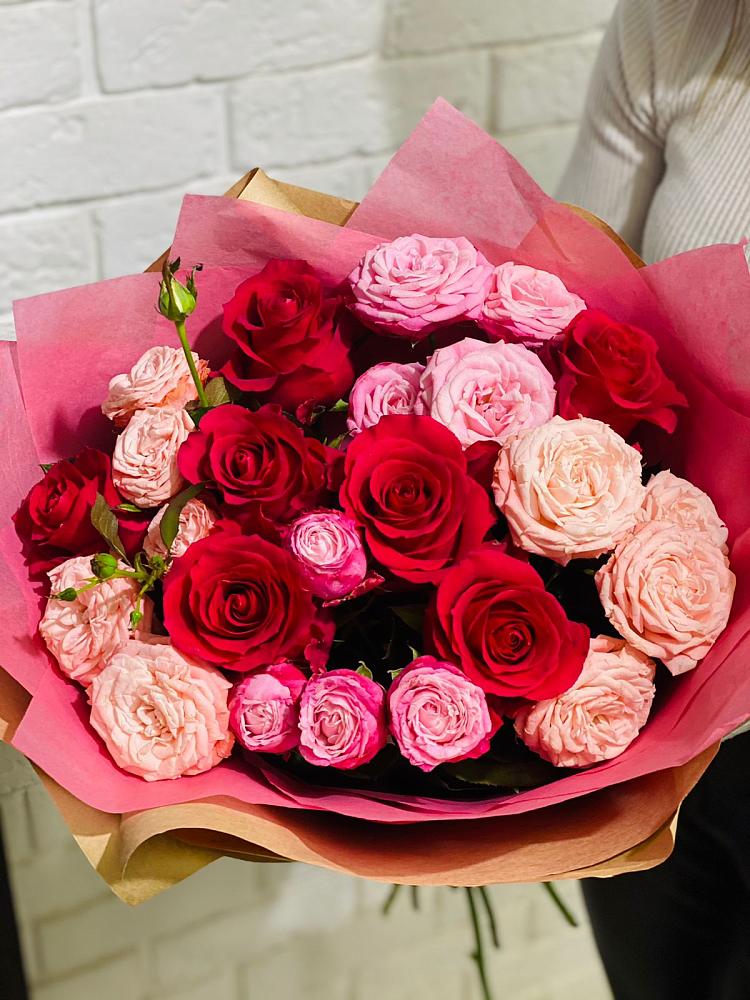 Букет цветов из: Розы в Автополигон