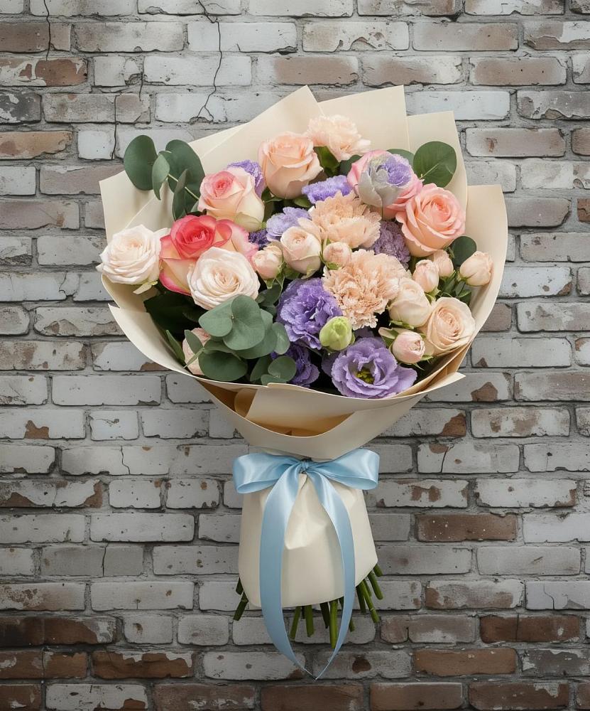 Букет цветов из: Розы, Лизиантусы и Гвоздики в Автополигон