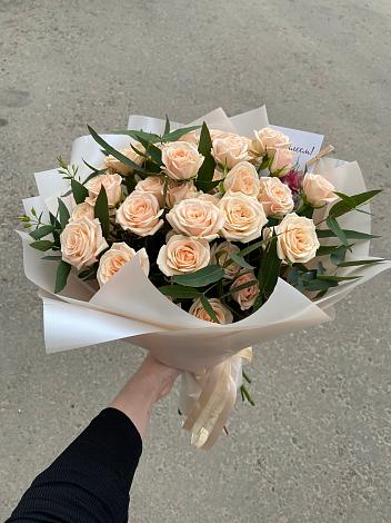 Букет Кремовые розы Латте в Автополигон